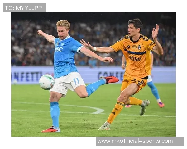 那不勒斯在足总杯中以3-0战胜尤文图斯补时进球引发全场狂欢