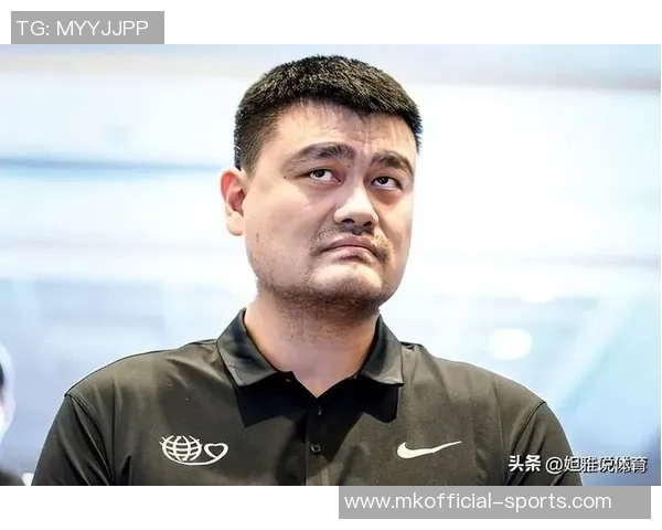 姚明在休斯敦的传奇时刻与球迷们的深厚情谊回顾