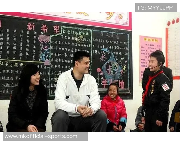 姚明面相解析：从五官看他的性格与人生轨迹