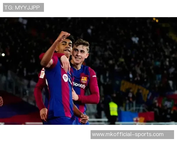 世界杯波尔图与巴萨激战成平局转会传闻引发热议全场沸腾