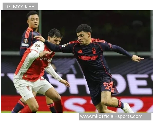 英超焦点战尤文图斯与切尔西激战成和乌龙球引发全场热议 英超焦点战尤文图斯与切尔西激战成和乌龙球引发全场热议