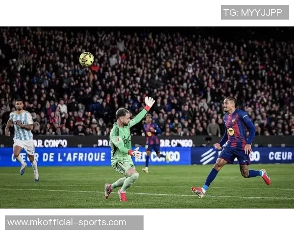 西甲激战:多特蒙德完胜里昂补时进球点燃全场激情 西甲激战:多特蒙德完胜里昂补时进球点燃全场激情