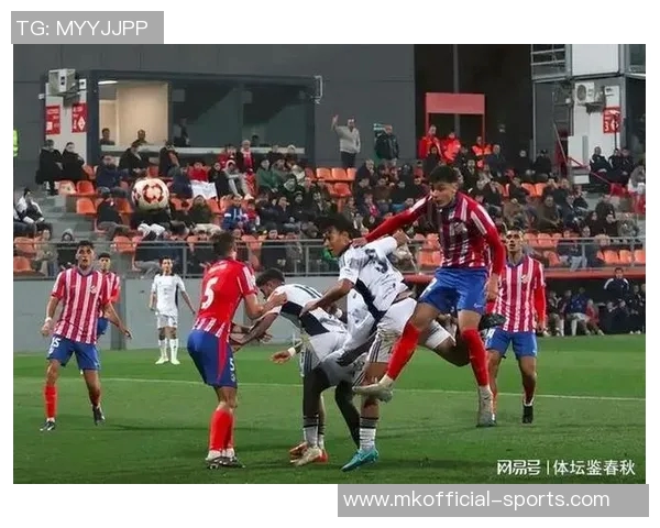 中超激战：那不勒斯狂胜马竞四球绝杀引发全场沸腾