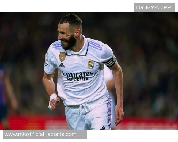 国王杯激战本菲卡与那不勒斯0比0帽子戏法引发全场热烈反响